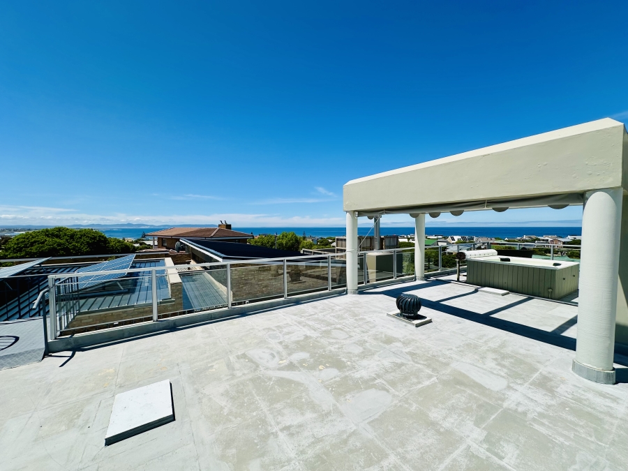 4 Bedroom Property for Sale in Vermont Western Cape